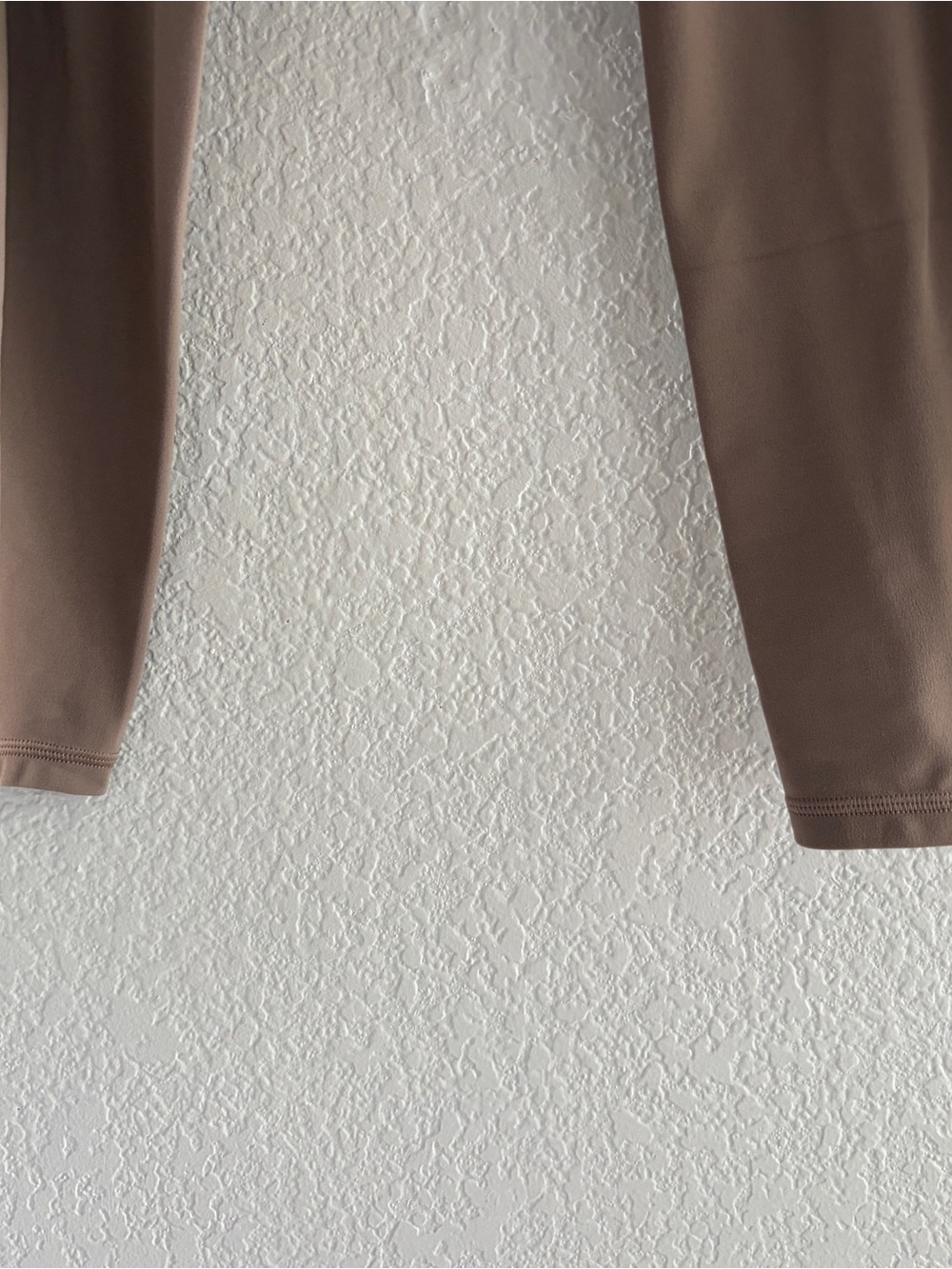 Athleta Taupe Salutation Stash Cinch 7/8 Leggings - Picture 2 of 7
